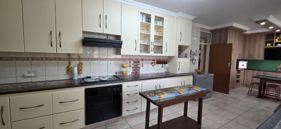 4 Bedroom Property for Sale in Jan Cillierspark Free State